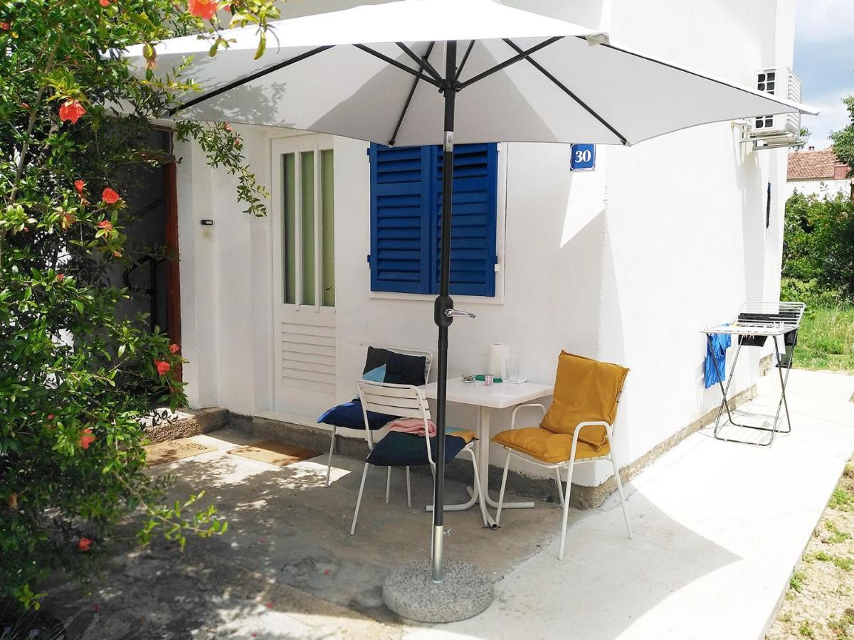 Studio Apartment Blue Window Biograd Na Moru Exterior photo
