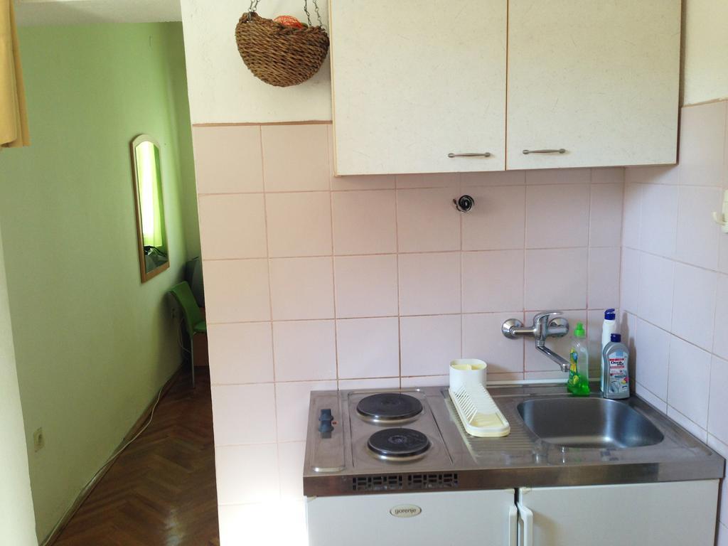 Studio Apartment Blue Window Biograd Na Moru Exterior photo